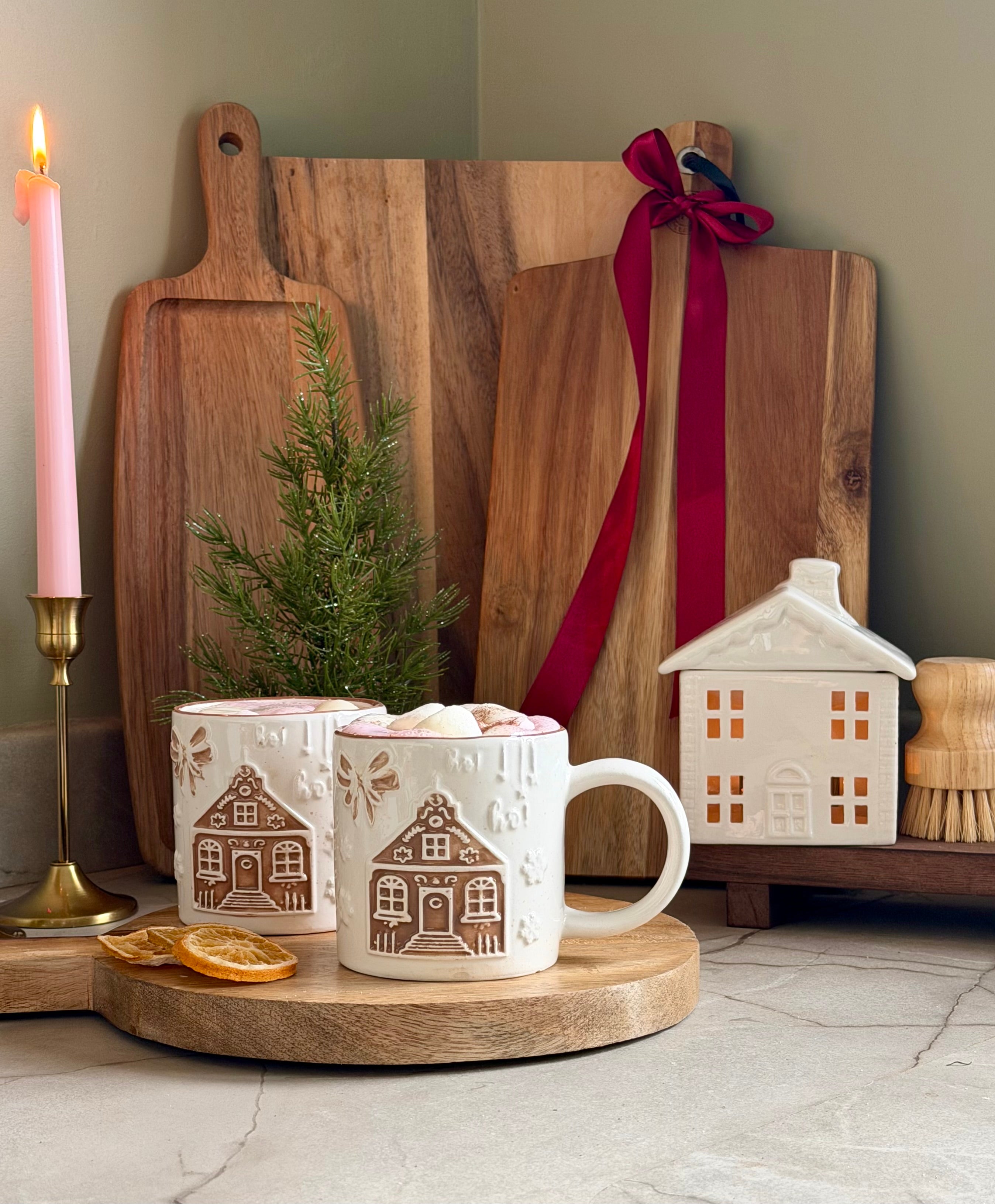 Gingerbread House Embossed Mug