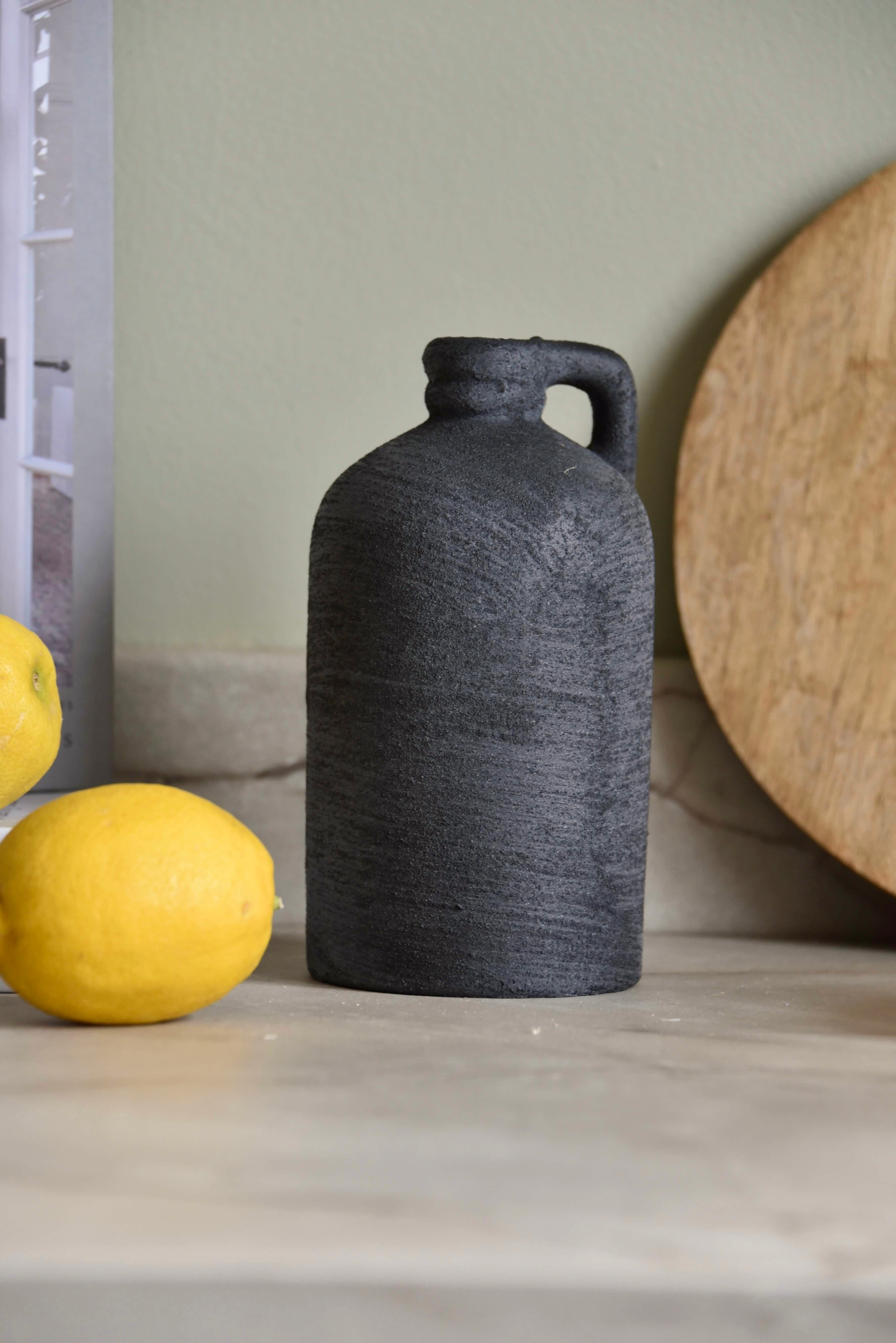 Sable Vessel Vase
