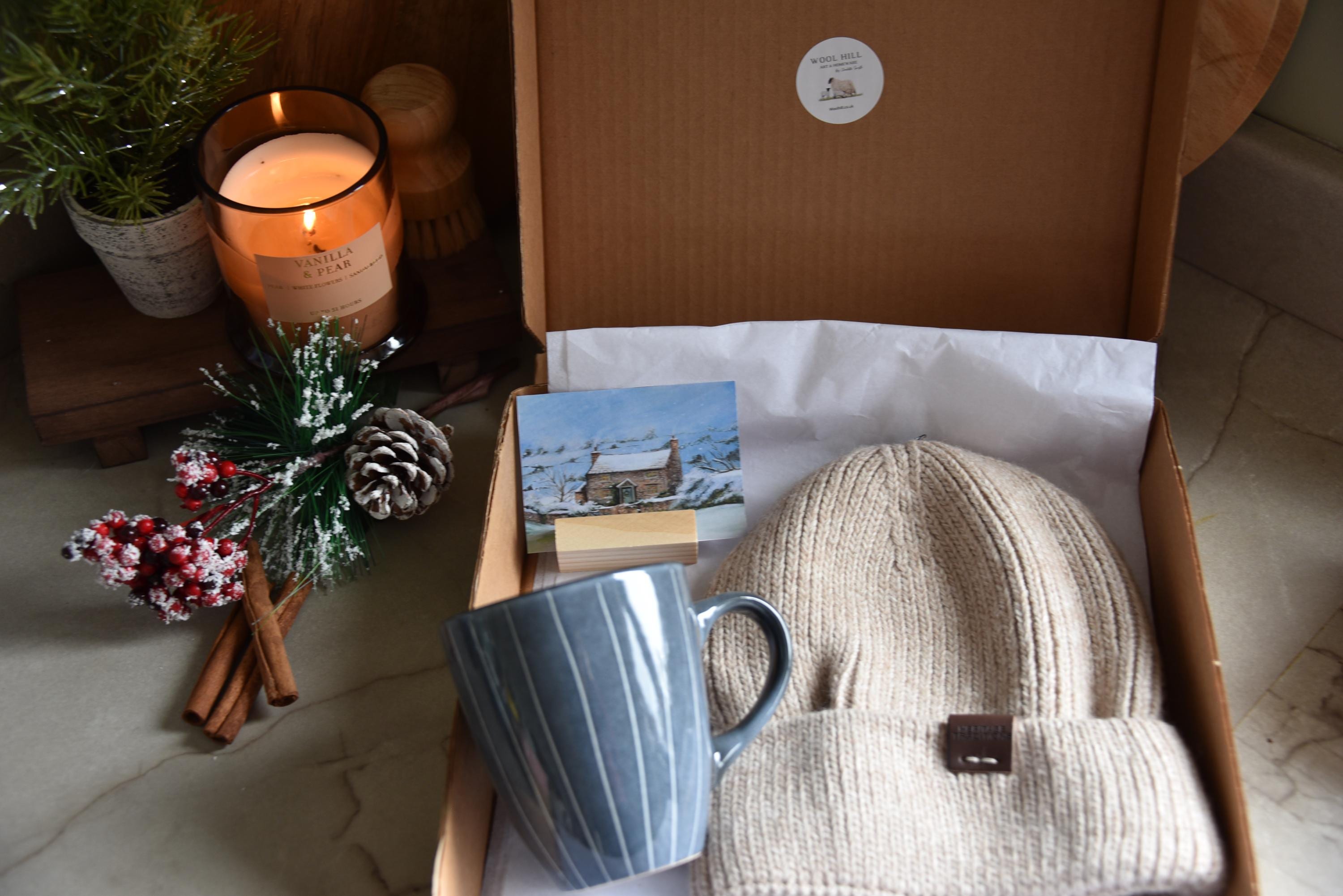 Fisherman Wool Mix Beanie Hat Gift Set with Winter Art Print